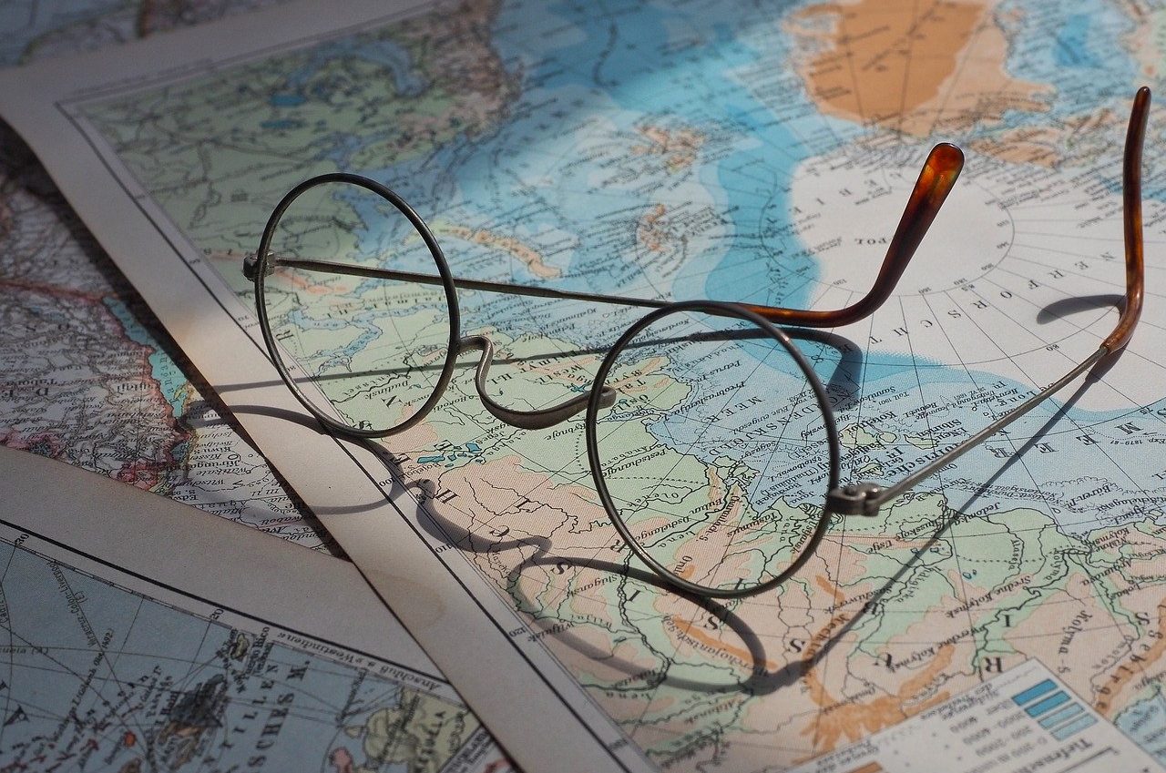 jobs-header-eyeglasses.jpg